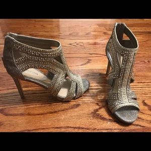 Gianni Bini 4 inch heels